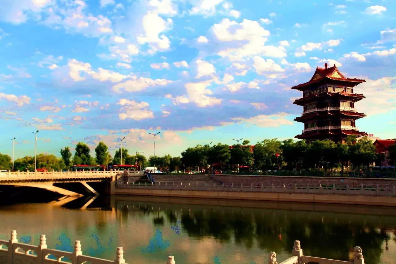 古城沧州夕阳下，探寻历史地图的沉思之旅